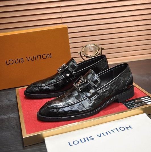 LV Replica Shoes LV size 38-45 mnf0319