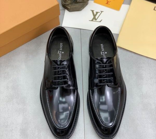 LV Replica Shoes LV size 38-45 mnf0312