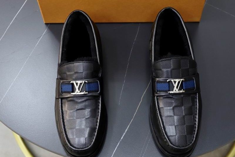 LV Replica Shoes LV size 38-45 mnf0302