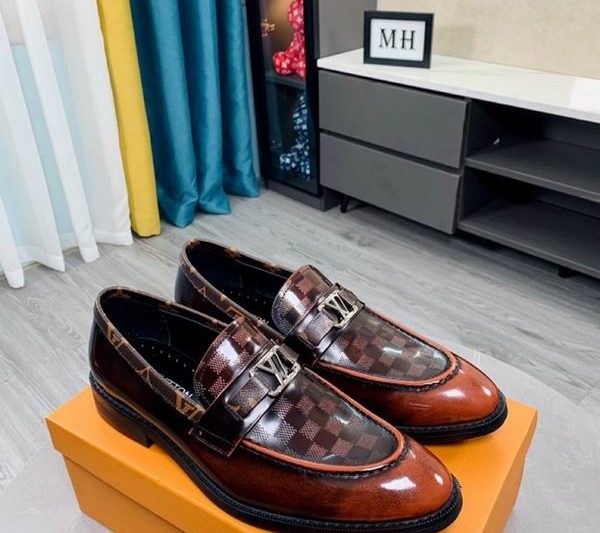 LV Replica Shoes LV size 38-44 mnf0233