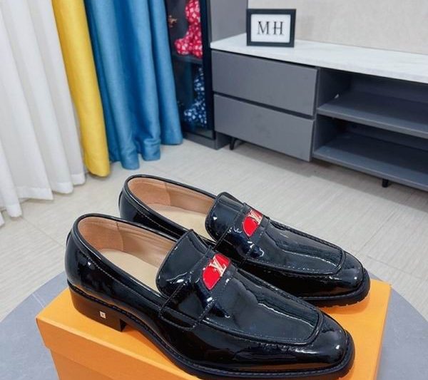 LV Replica Shoes LV size 38-45 mnf0202