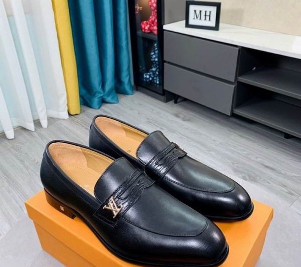 LV Replica Shoes LV size 38-46 mnf0183