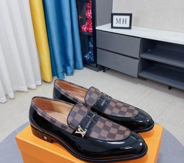 LV Replica Shoes LV size 38-45 mnf0178