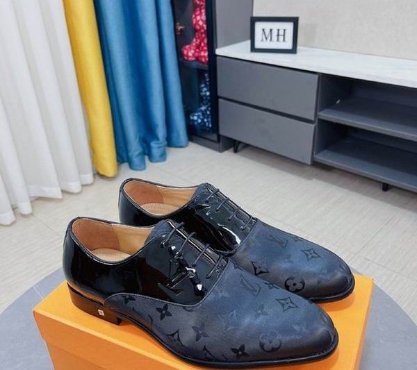 LV Replica Shoes LV size 38-45 mnf0177