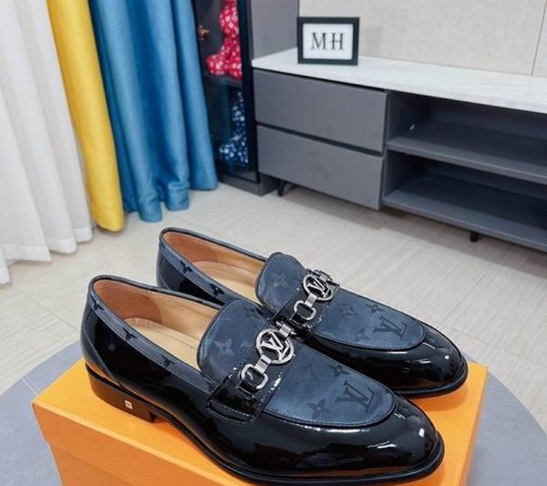 LV Replica Shoes LV size 38-45 mnf0173