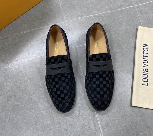 LV Replica Shoes LV size 38-45 mnf0161