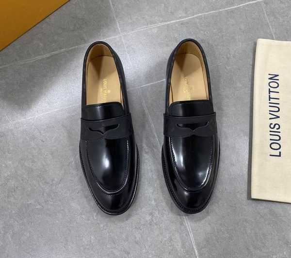 LV Replica Shoes LV size 38-45 mnf0160