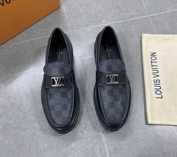 LV Replica Shoes LV size 38-45 mnf0157