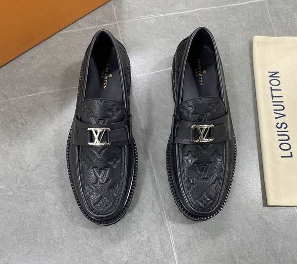 LV Replica Shoes LV size 38-45 mnf0151