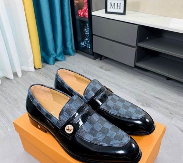 LV Replica Shoes LV size 38-46 mnf0140