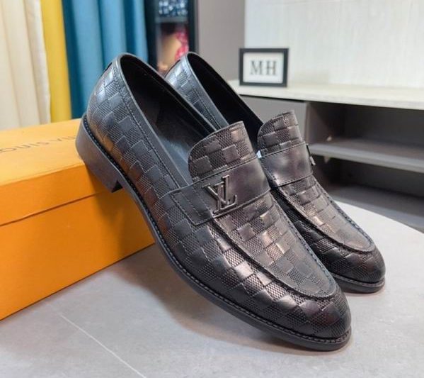 LV Replica Shoes LV size 38-44 mnf0135