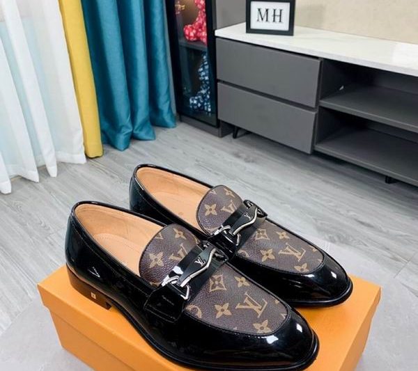 LV Replica Shoes LV size 38-46 mnf0133