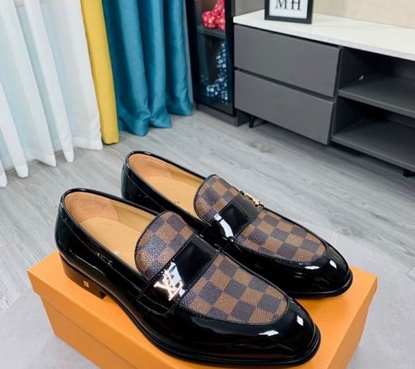 LV Replica Shoes LV size 38-46 mnf0132