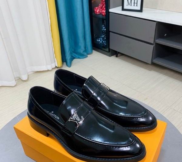 LV Replica Shoes LV size 38-44 mnf0131