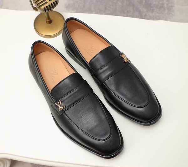 LV Replica Shoes LV size 38-44 mnf0130
