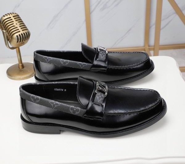 LV Replica Shoes LV size 38-45 mnf0128