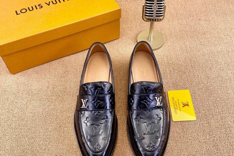 LV Replica Shoes LV size 38-45 mnf0124