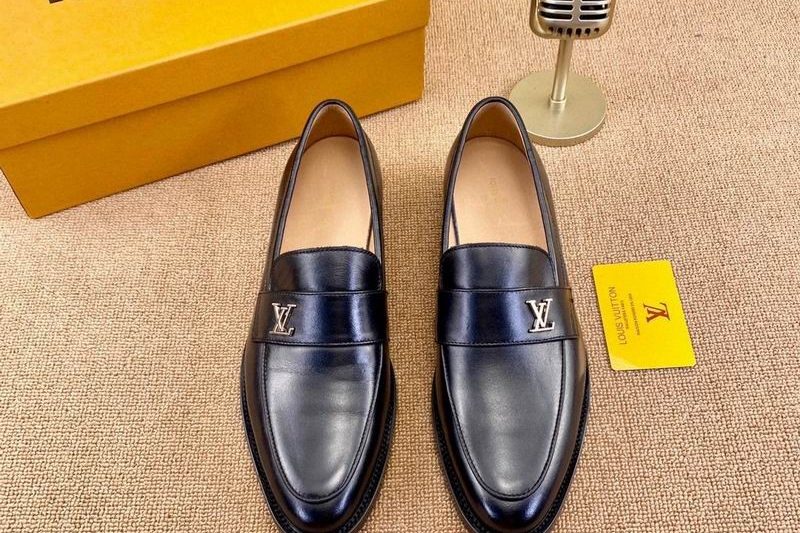 LV Replica Shoes LV size 38-45 mnf0122