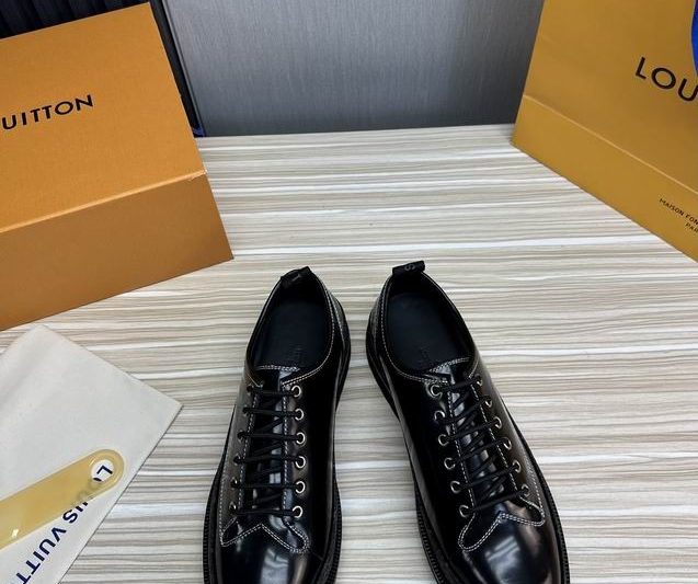 LV Replica Shoes LV size 38-45 mnf0102
