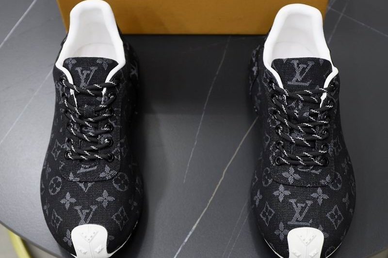 LV Replica Shoes LV size 38-45 mnf1047