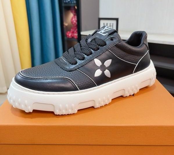 LV Replica Shoes LV size 38-44  mnf1001