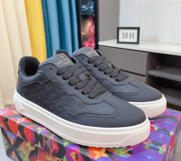 LV Replica Shoes LV size 38-44 mnf0716
