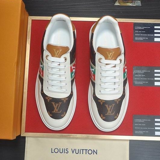 LV Replica Shoes LV size 38-45 mnf0612