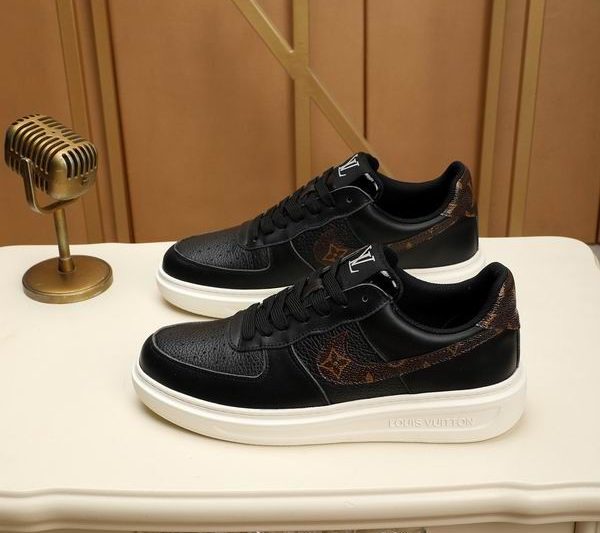 LV Replica Shoes LV size 38-44 mnf0538