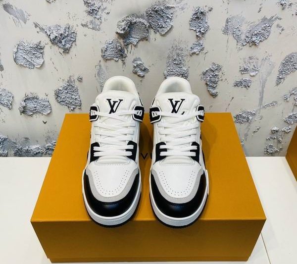 LV Replica Shoes LV size 39-46 mnf0533