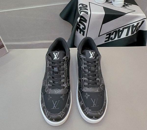 LV Replica Shoes LV size 38-44 mnf0398