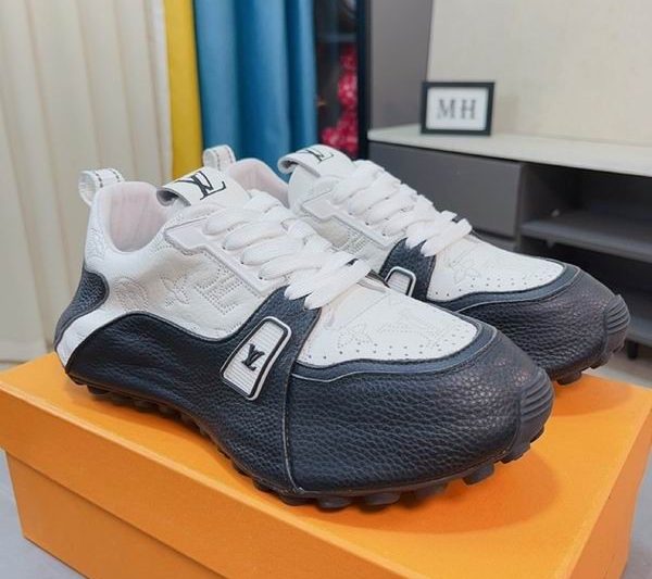 LV Replica Shoes LV size 38-44 mnf0360