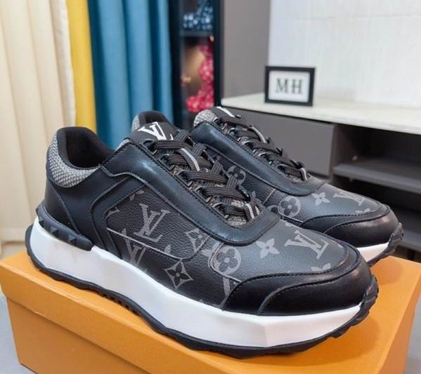 LV Replica Shoes LV size 38-44 mnf0358