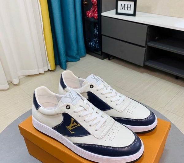 LV Replica Shoes LV size 38-44 mnf0319