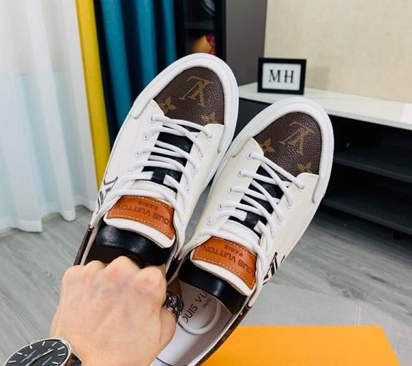 LV Replica Shoes LV size 38-44 mnf0259