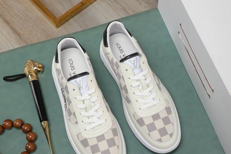 LV Replica Shoes LV size 38-44 mnf0246