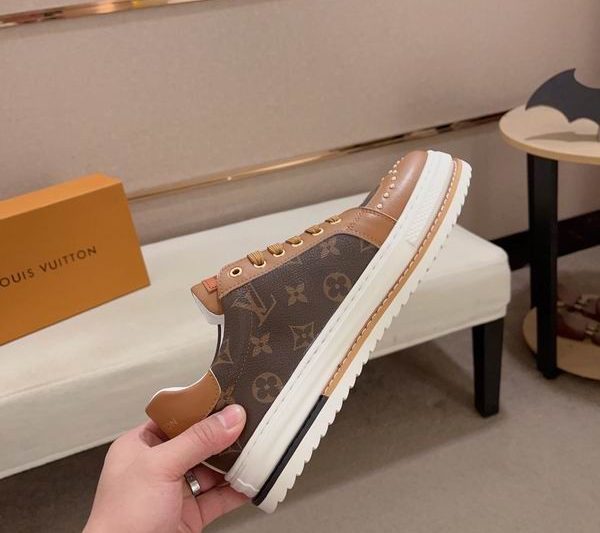 LV Replica Shoes LV size 38-45 mnf01122