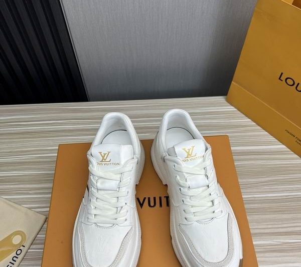 LV Replica Shoes LV size 38-44 mnf0180