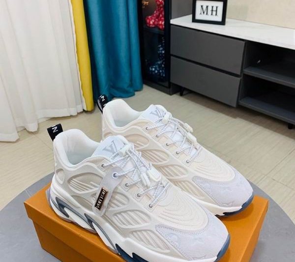 LV Replica Shoes LV size 38-44 mnf0147