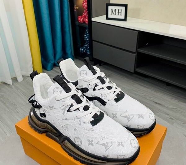 LV Replica Shoes LV size 38-44 mnf0145