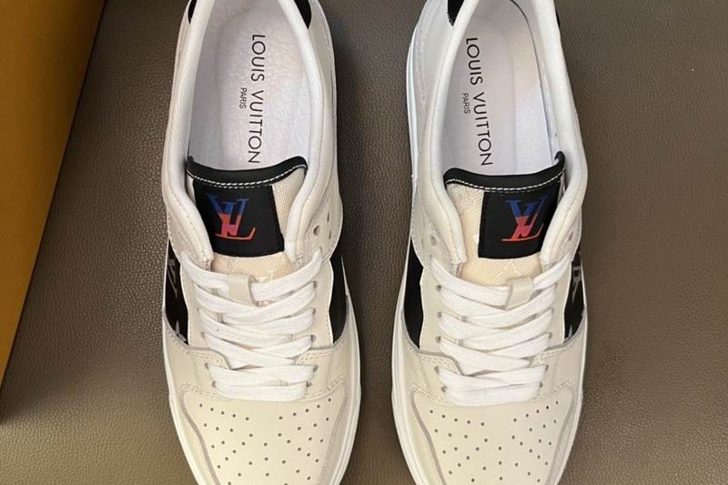 LV Replica Shoes LV size 38-45 mnf0106