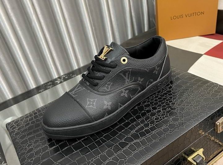 LV Replica Shoes LV size 38-44 hnh0260
