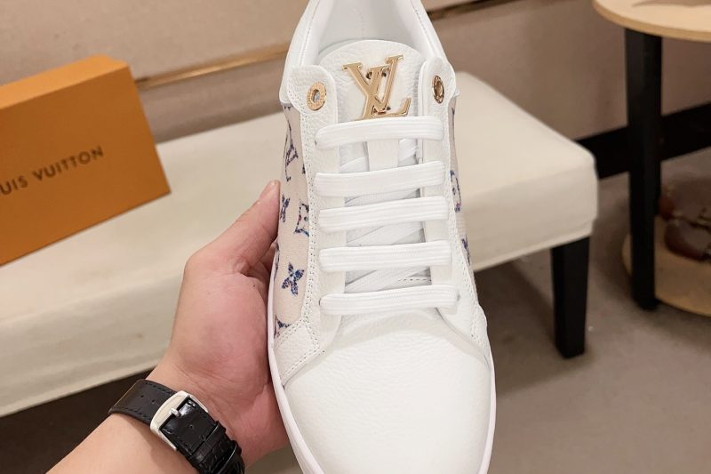 LV Replica Shoes LV size 38-44 hnh1210