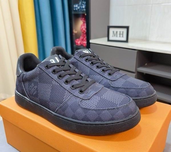 LV Replica Shoes LV size 38-44 mnf1001