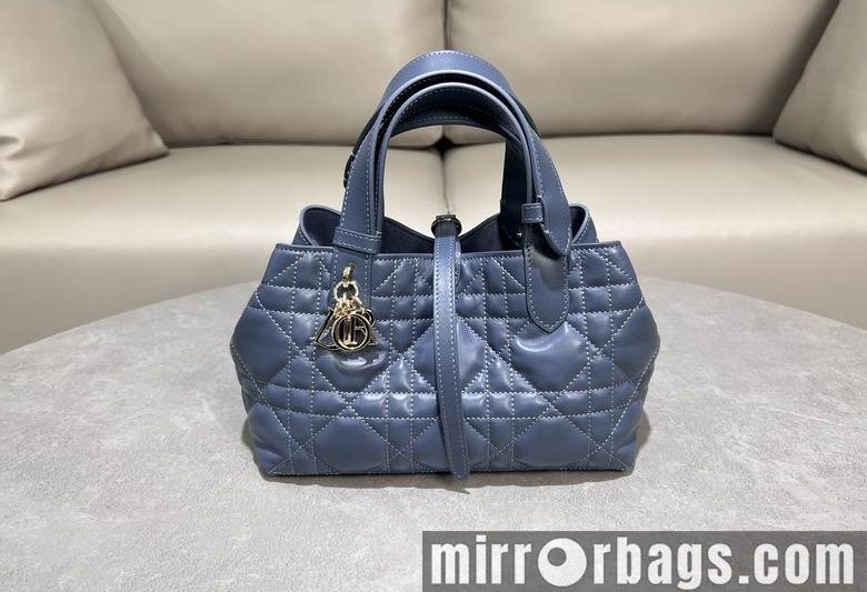 Dior Replica Bags 2822 23X15X15cm YG 1