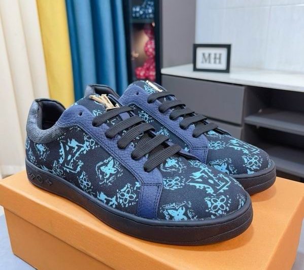 LV Replica Shoes LV size 38-44 mnf0707