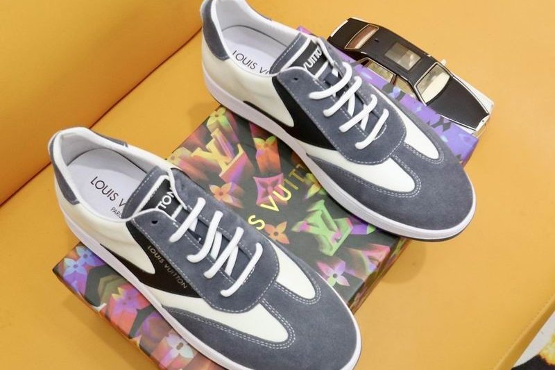 LV Replica Shoes LV size 38-45 mnf0701