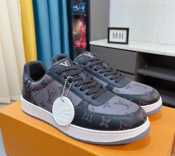 LV Replica Shoes LV size 38-44 mnf0643