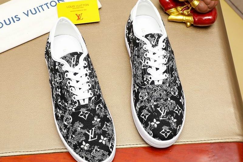 LV Replica Shoes LV size 38-44 mnf0633