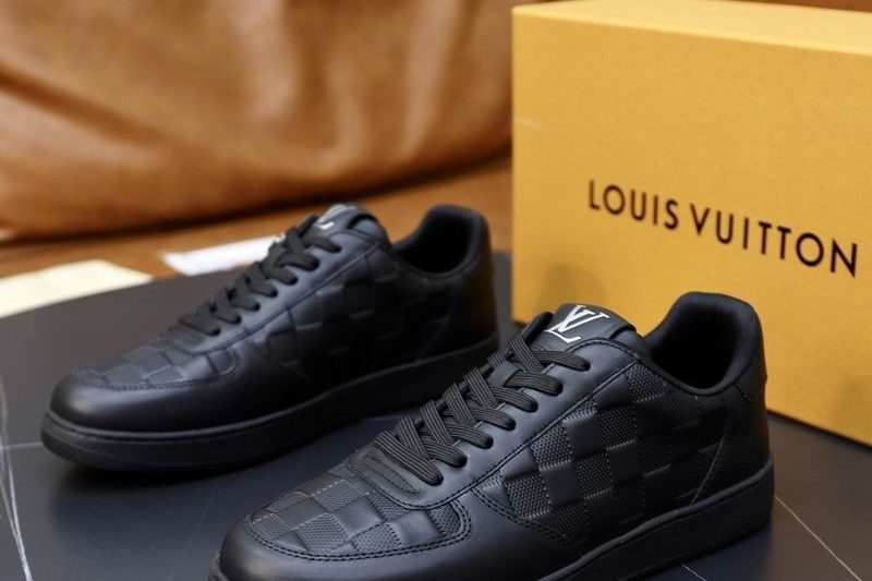 LV Replica Shoes LV size 38-45 mnf0616