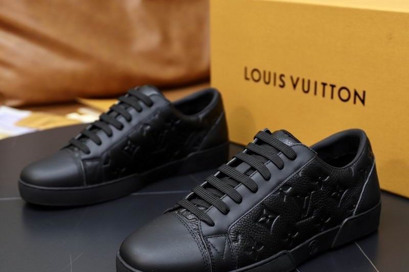 LV Replica Shoes LV size 38-45 mnf0611